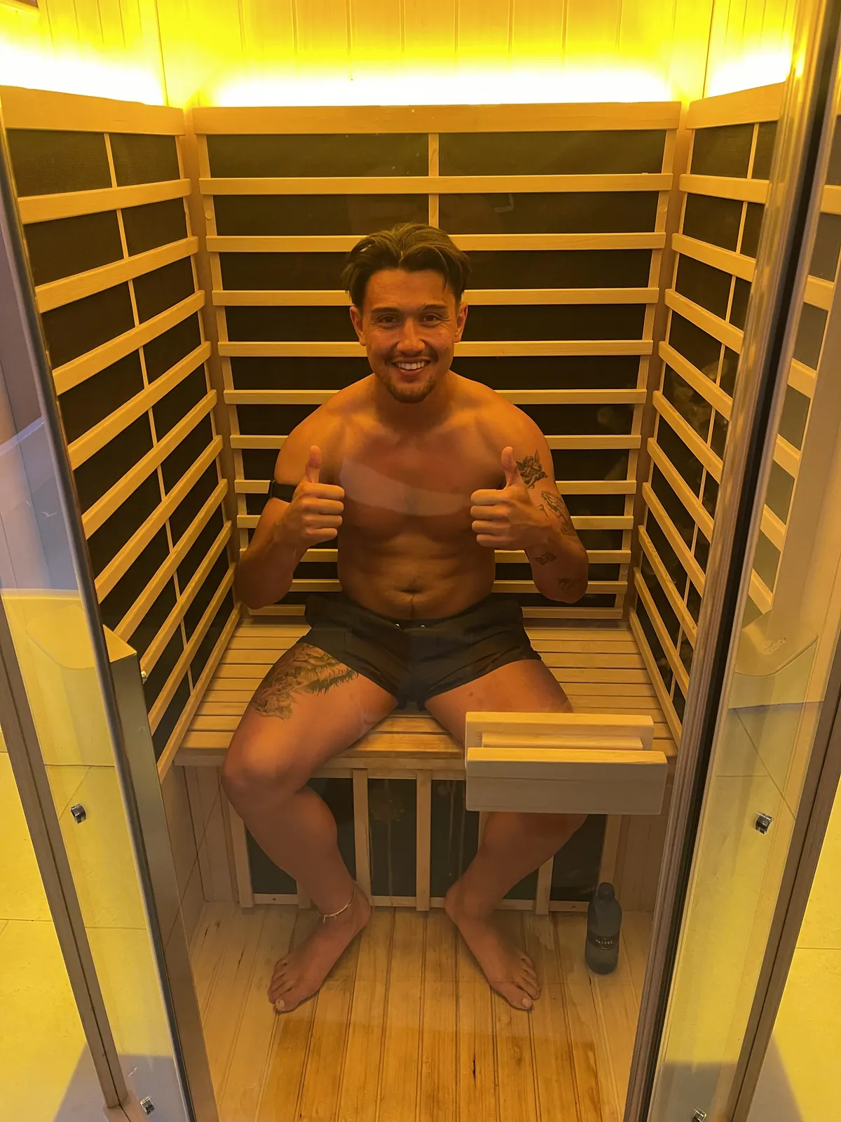England Rugby player in an infrared sauna at the Botthms Wellness Hub, Randburg